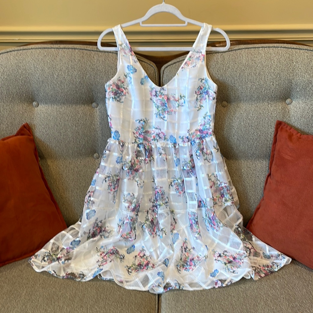 White And Floral Anthropologie/Maeve Dress